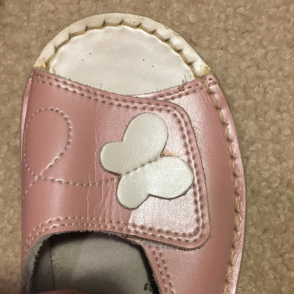 EUC girls sandals